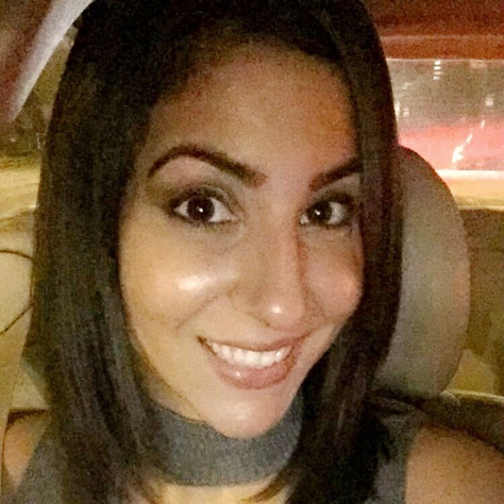 Meet your Posher, Alaine